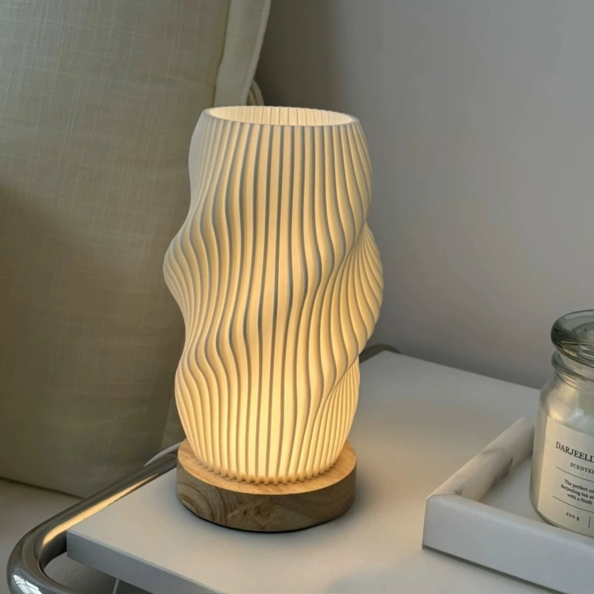 Estilo creme francês 3d lâmpad - Yellow Desk Setup avaliação e preço